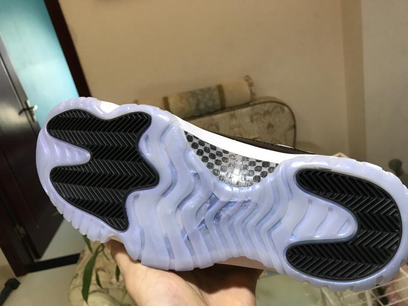 Air Jordan 11 Retro Low Iridescent