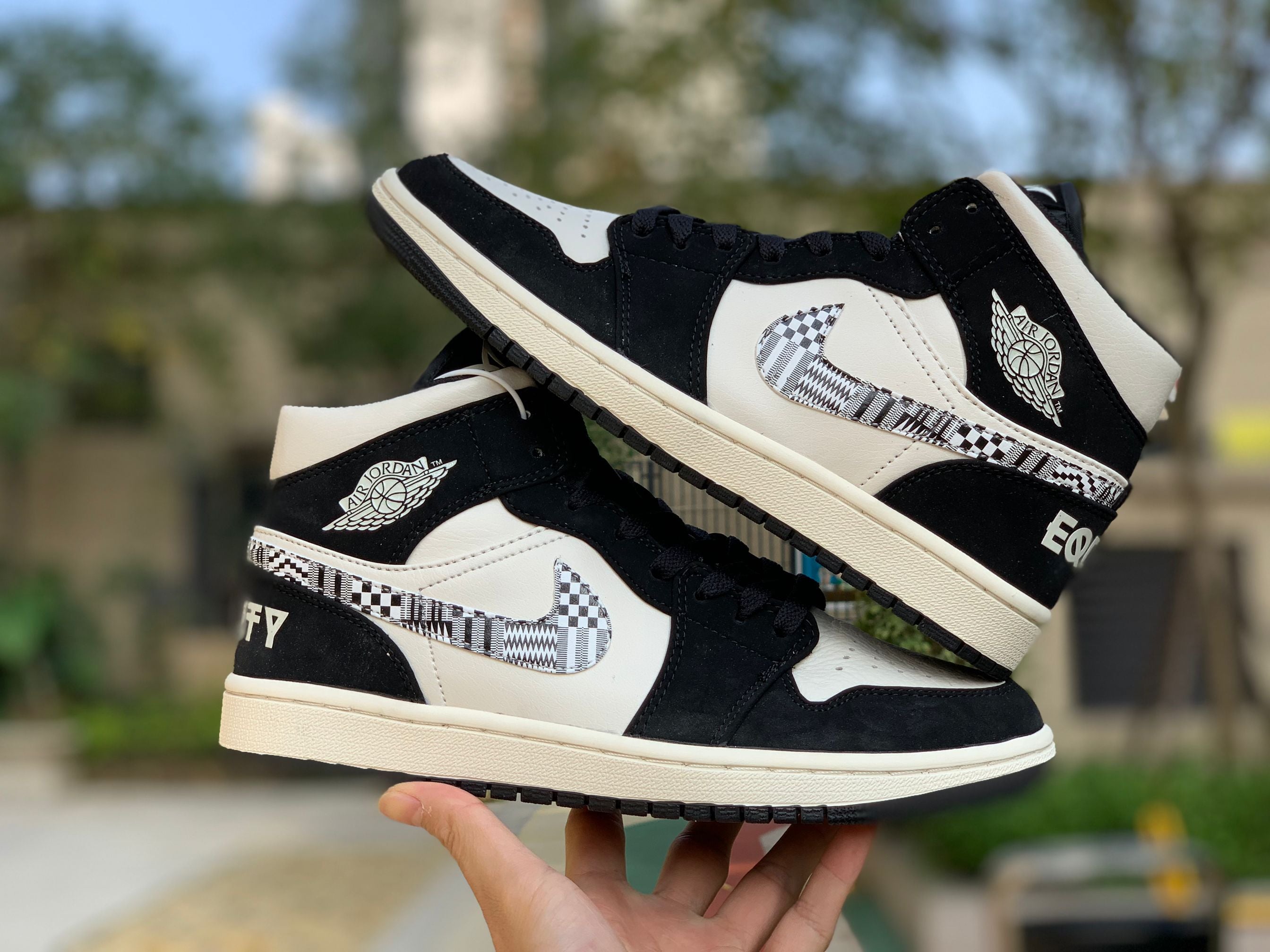 Air Jordan 1 Mid Equality (2019)