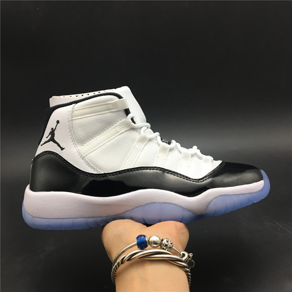 Air Jordan 11 Retro Concord (2018)