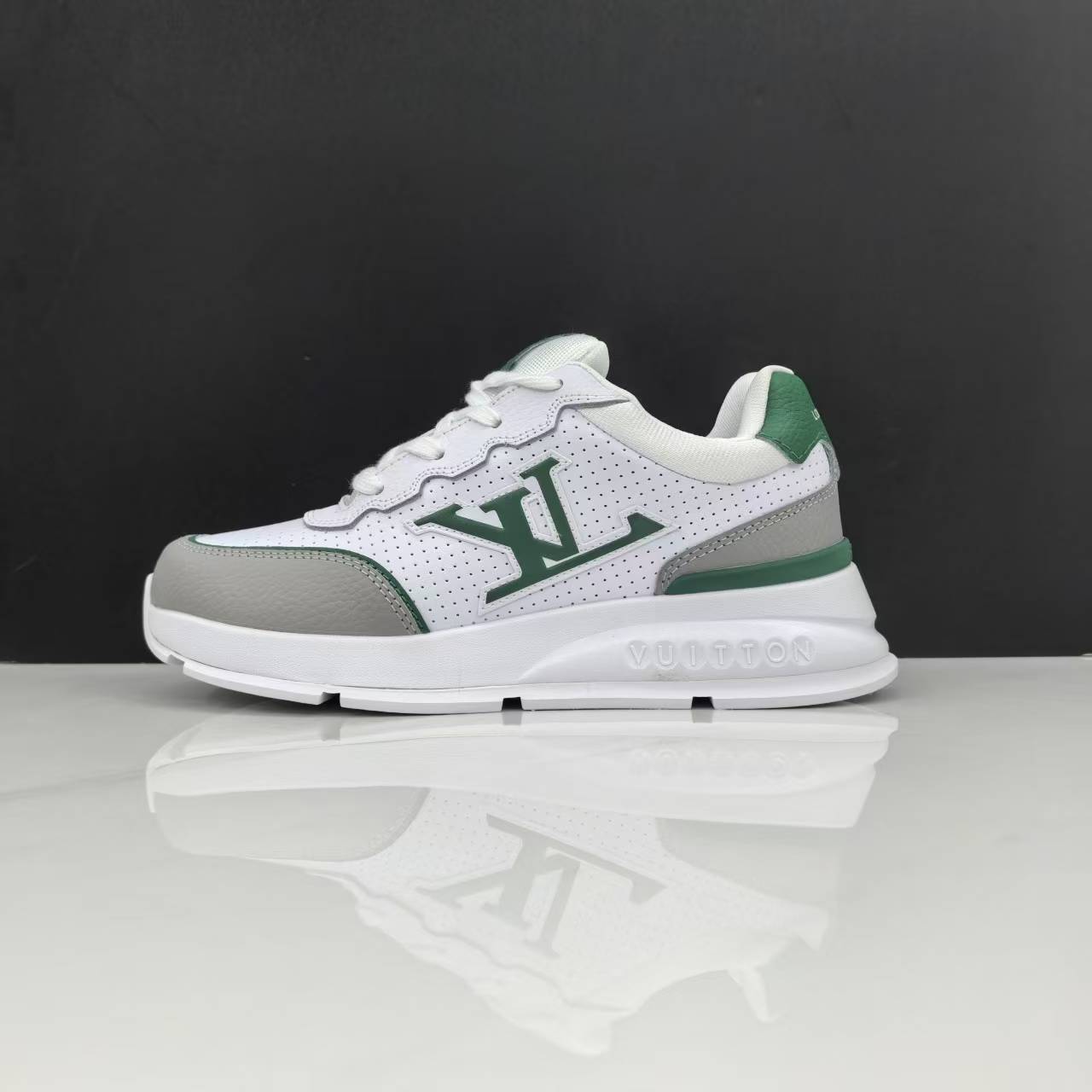 Luxury Lou Paris Classic Trainers Green White Shoes Sneakers