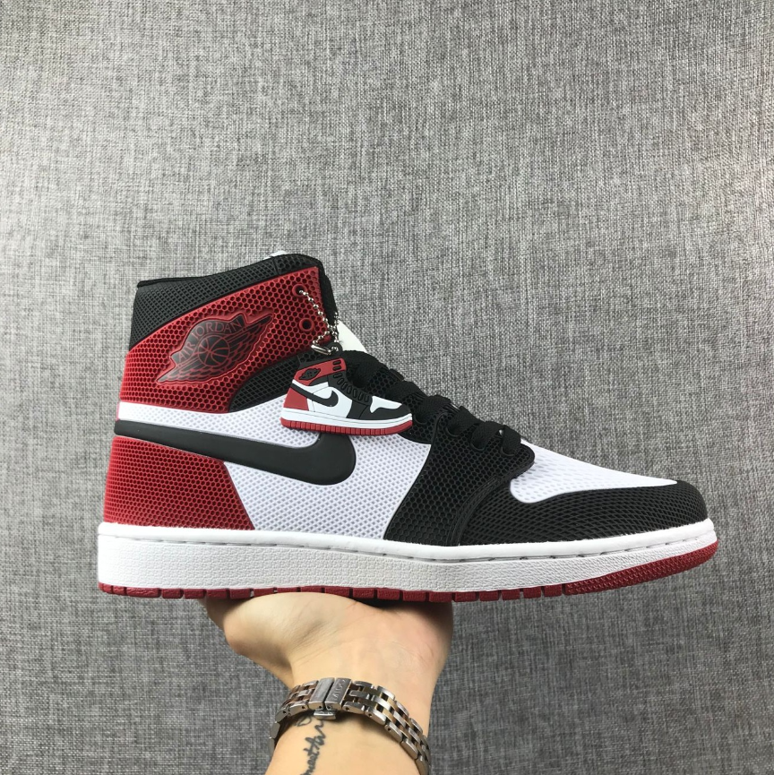 Air Jordan 1 Retro High Flyknit Black Toe