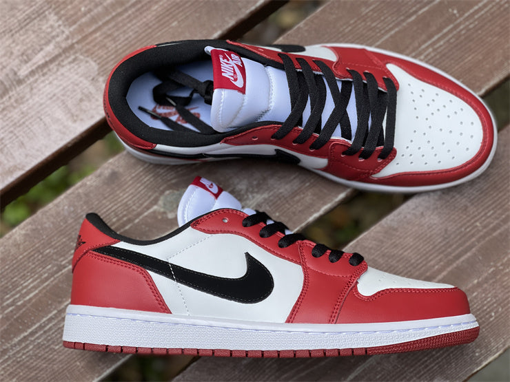 Air Jordan 1 Retro Low Chicago 2016