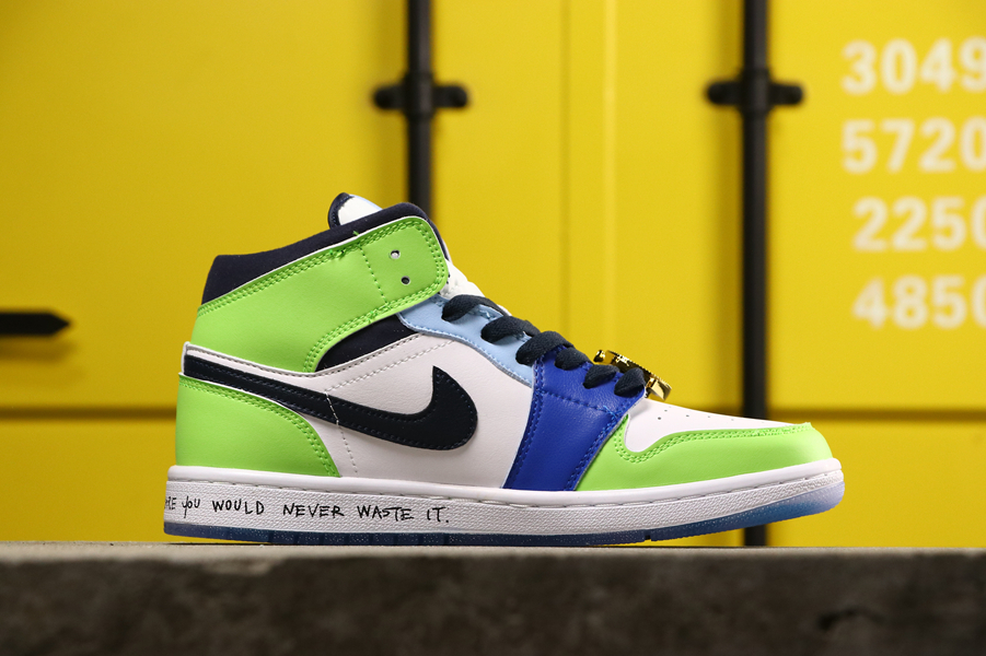 Air Jordan 1 Mid SE Fearless Melody Ehsani