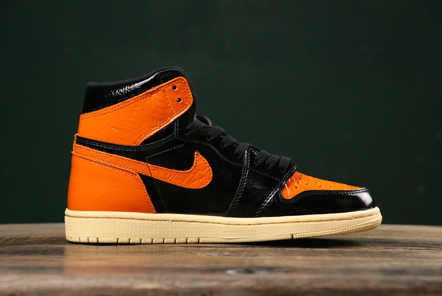 Air Jordan 1 Retro High Shattered Backboard