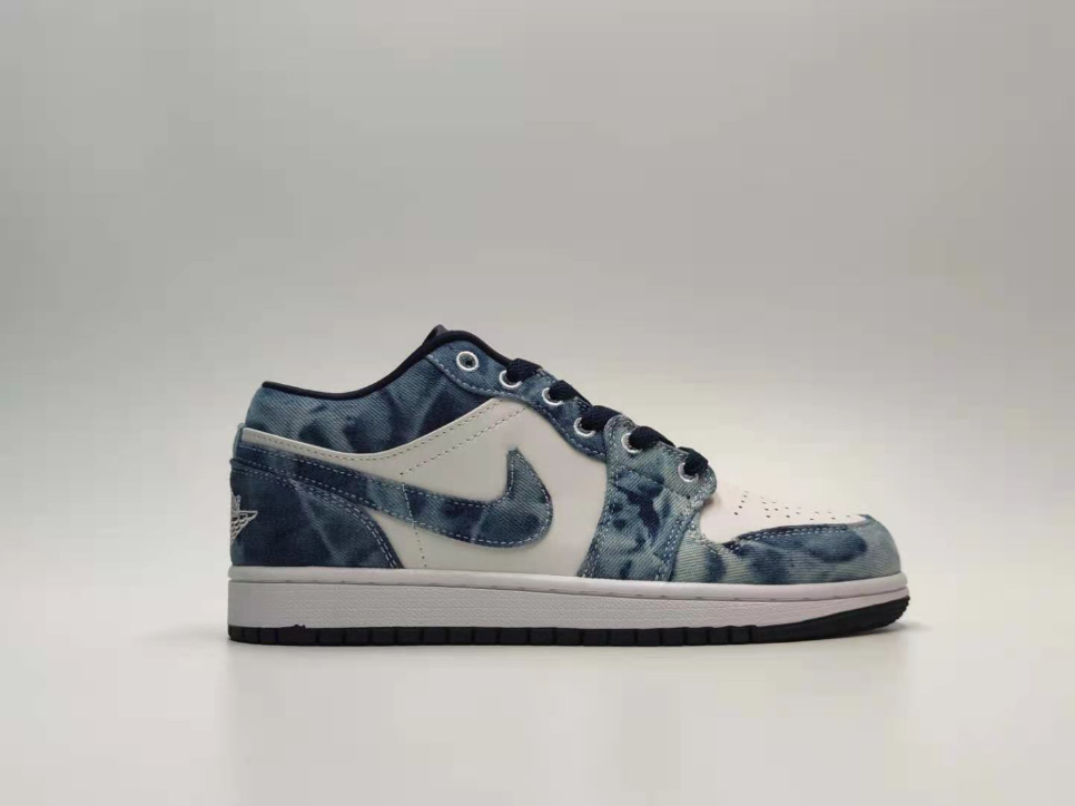 Air Jordan 1 Low Washed Denim