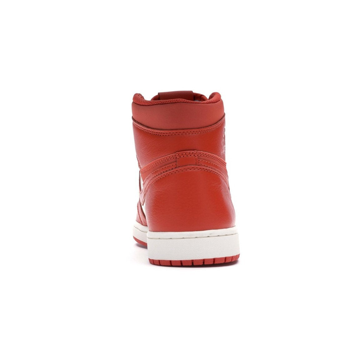 Air Jordan 1 Retro High Vintage Coral