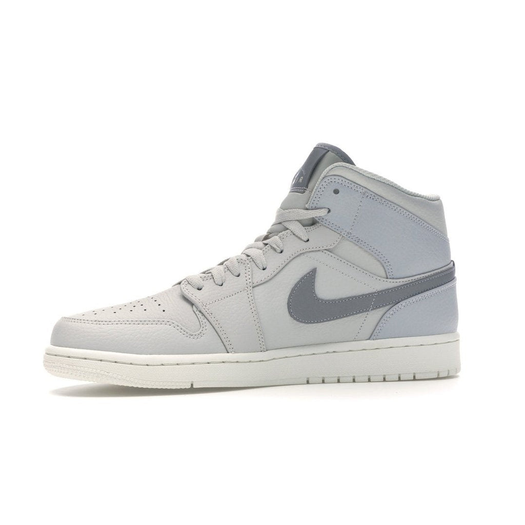 Air Jordan 1 Mid Light Bone