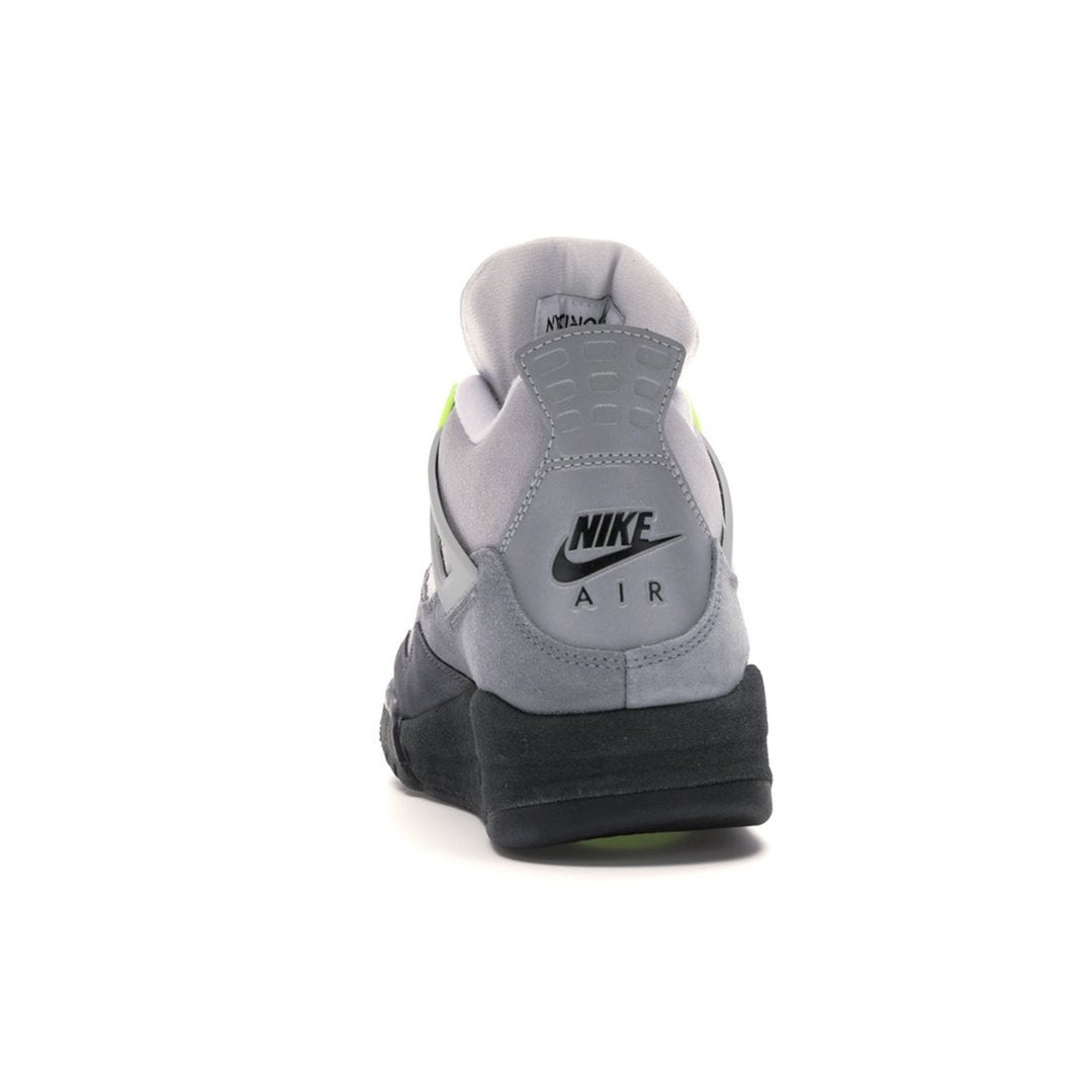 Air Jordan 4 Retro SE 95 Neon