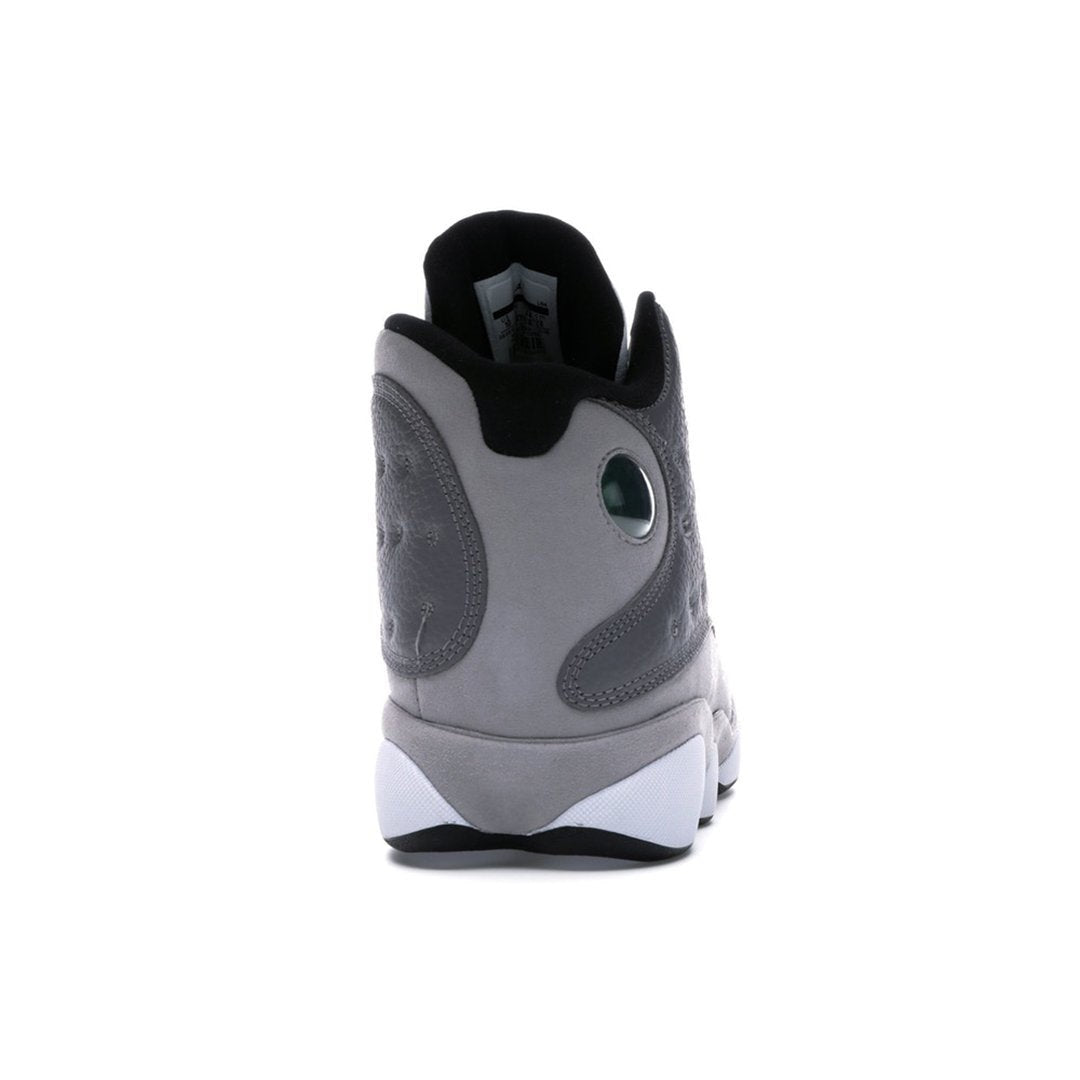 Air Jordan 13 Retro Atmosphere