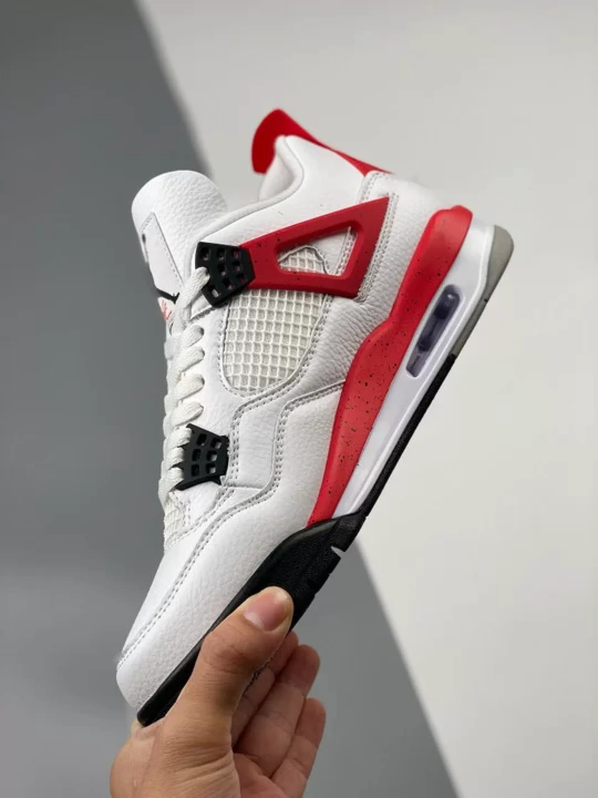 Air Jordan 4 Retro Red Cement