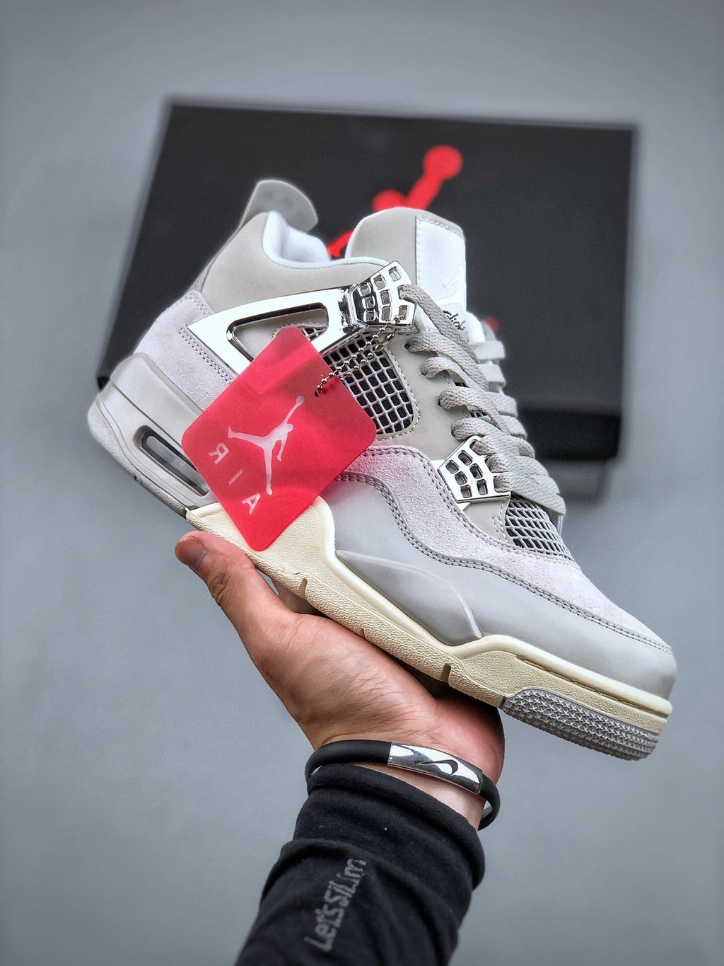 Air Jordan 4 Retro Frozen Moments