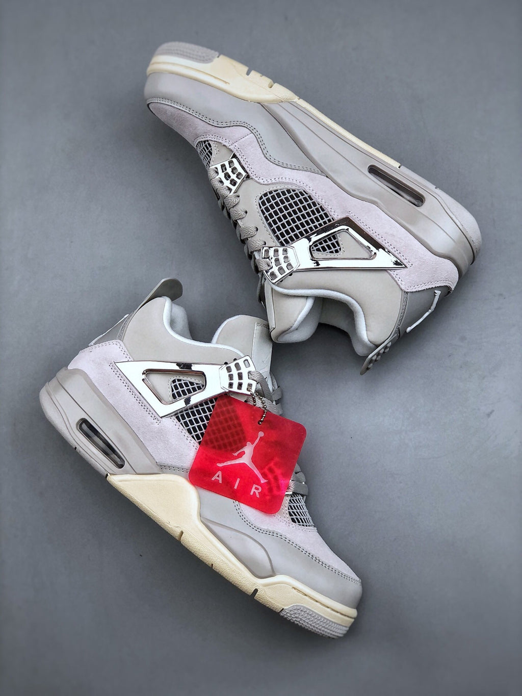 Air Jordan 4 Retro Frozen Moments