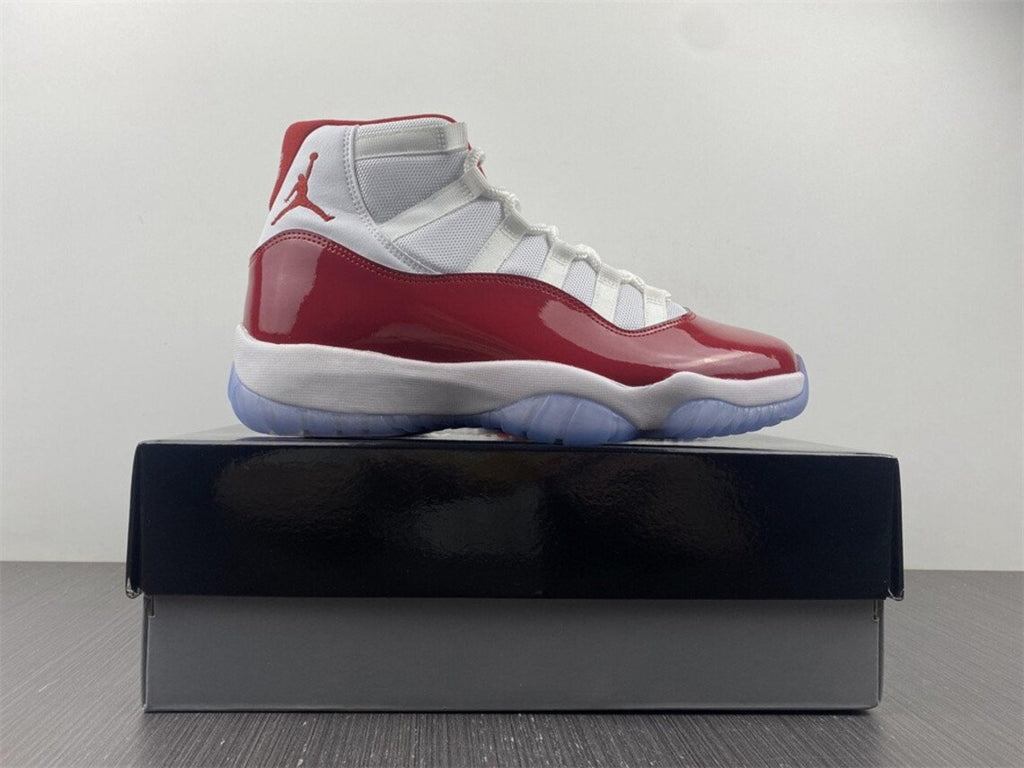 Air Jordan 11 Retro Cherry (2022)