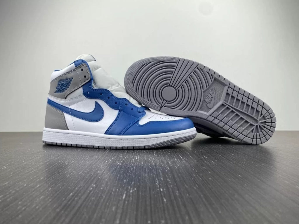 Air Jordan 1 Retro High OG True Blue