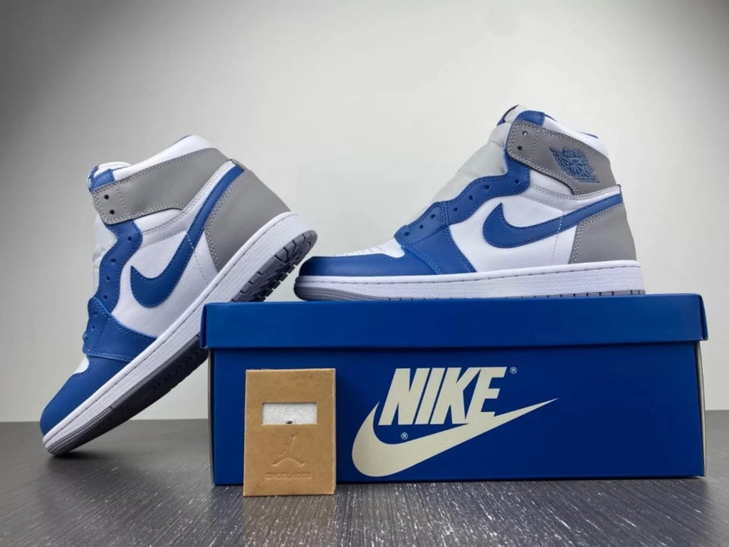 Air Jordan 1 Retro High OG True Blue