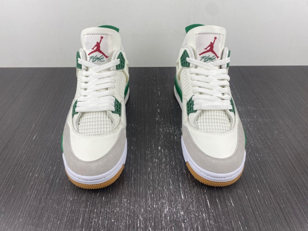 Air Jordan 4 Retro Sb Pine Green