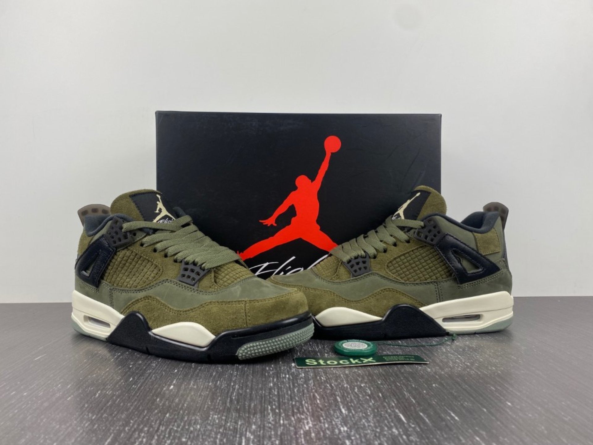 Air Jordan 4 Retro SE Craft Medium Olive