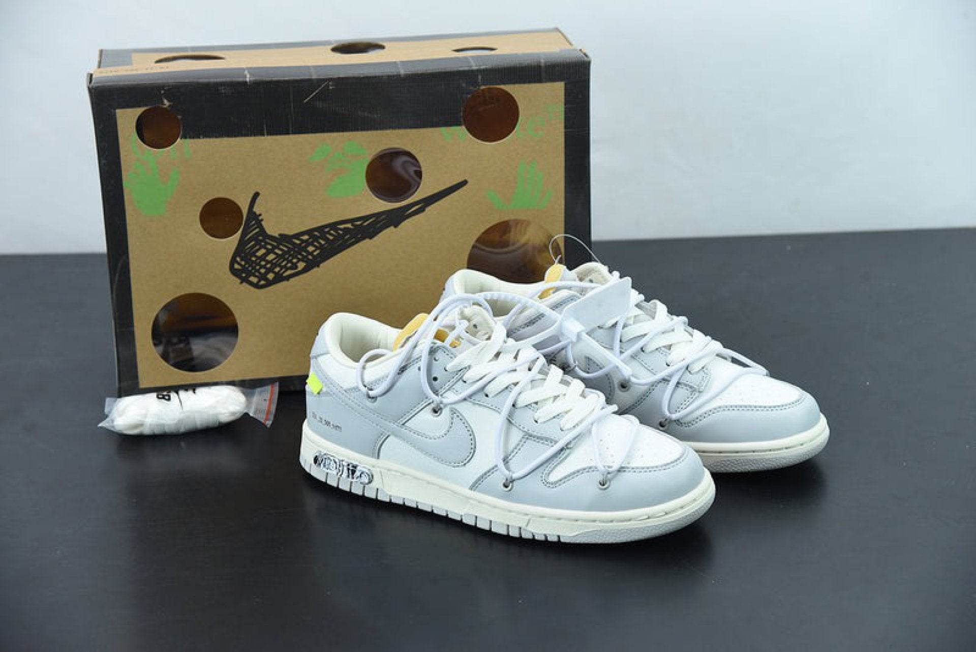 Dunk Low Off-White Lot 49