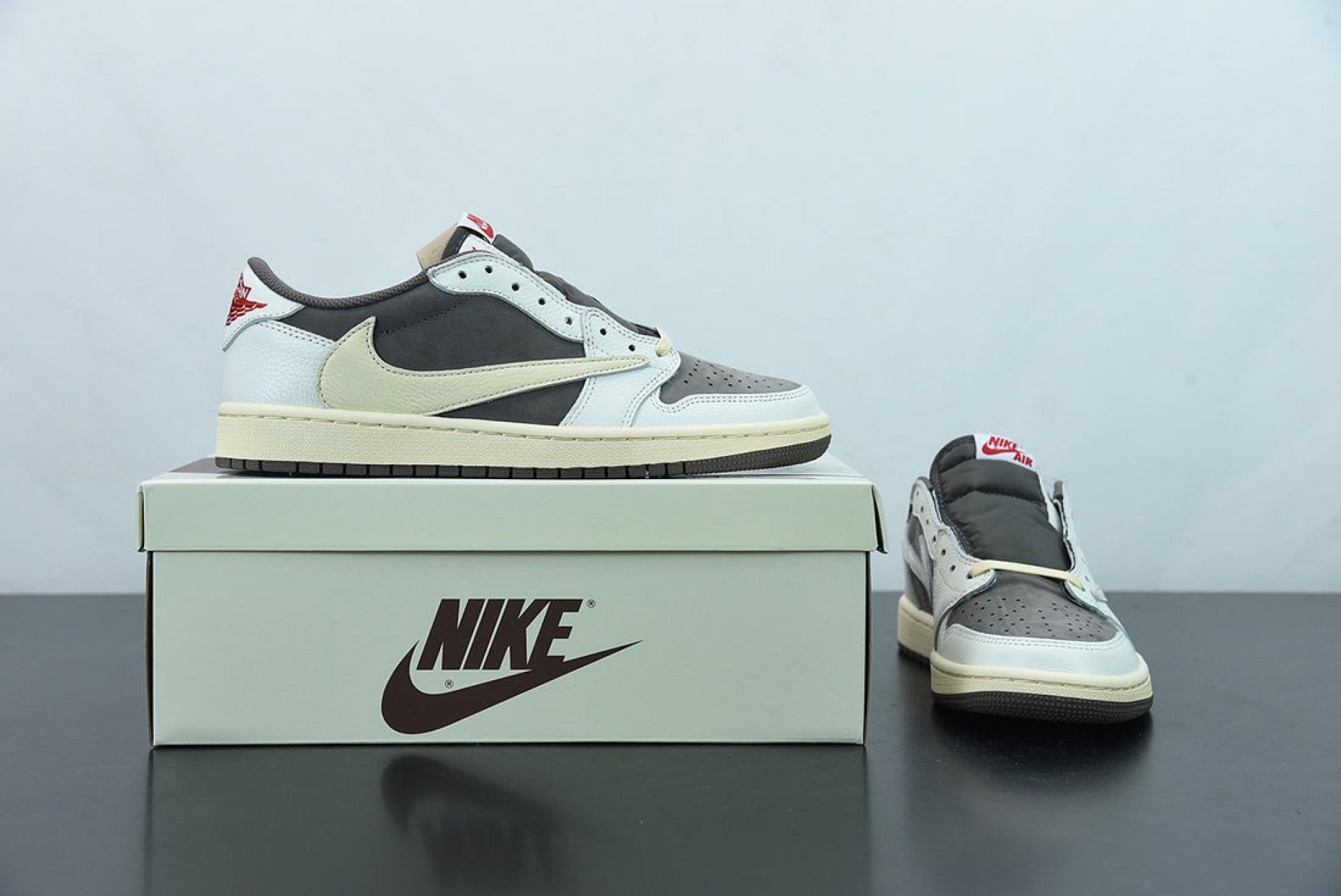 Air Jordan 1 Retro Low OG SP Travis Scott Reverse Mocha