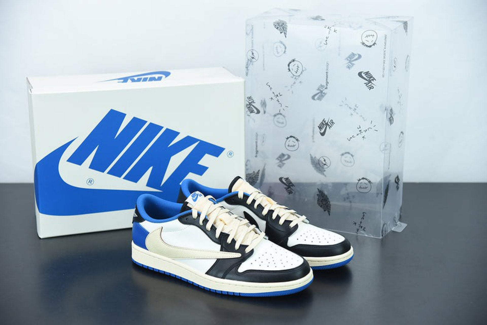 Air Jordan 1 Retro Low OG SP Fragment x Travis Scott