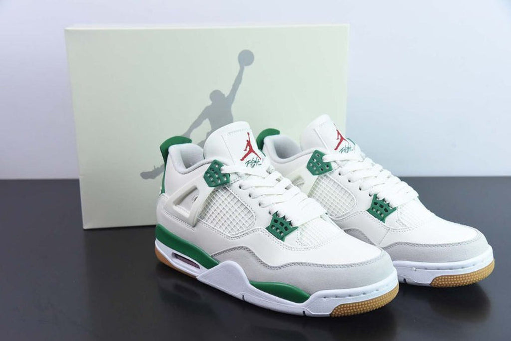 Air Jordan 4 Retro Sb Pine Green