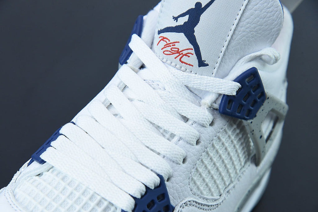 Air Jordan 4 Retro White Midnight Navy