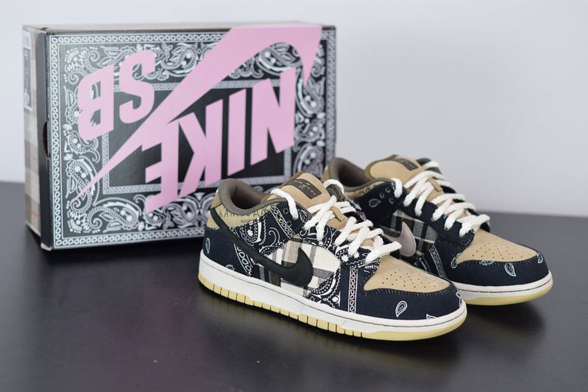 Dunk SB Travis Scott Low