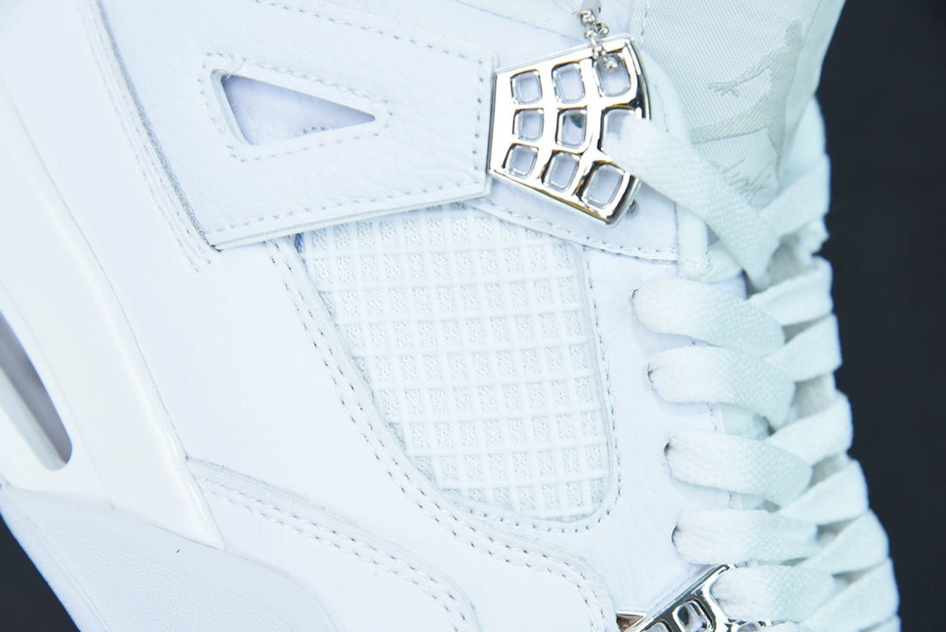 Air Jordan 4 Retro Pure Money