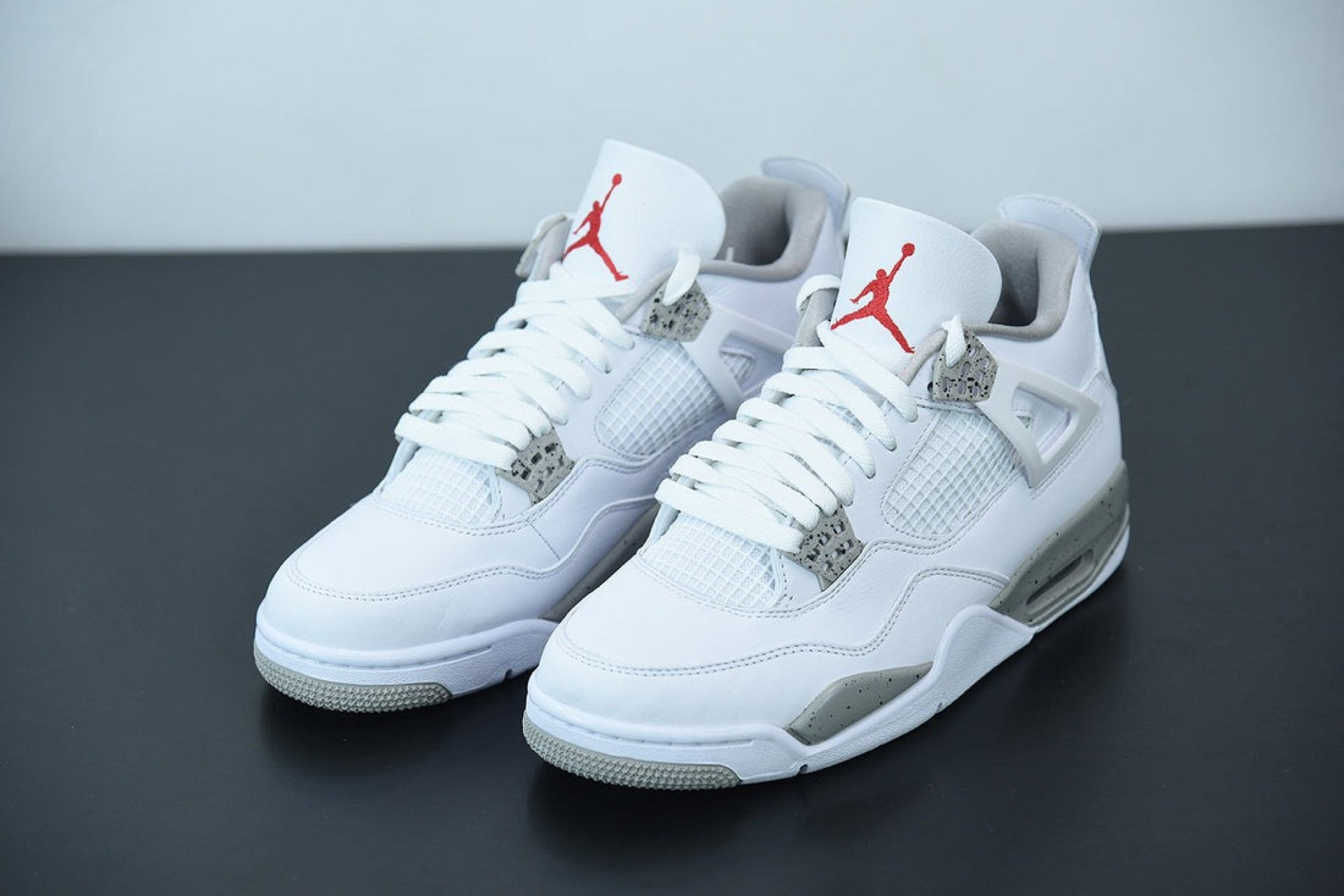 Air Jordan 4 Retro White Oreo