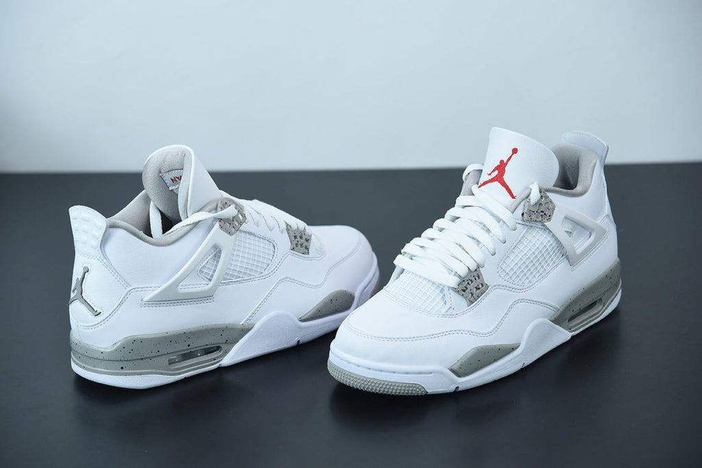 Air Jordan 4 Retro White Oreo
