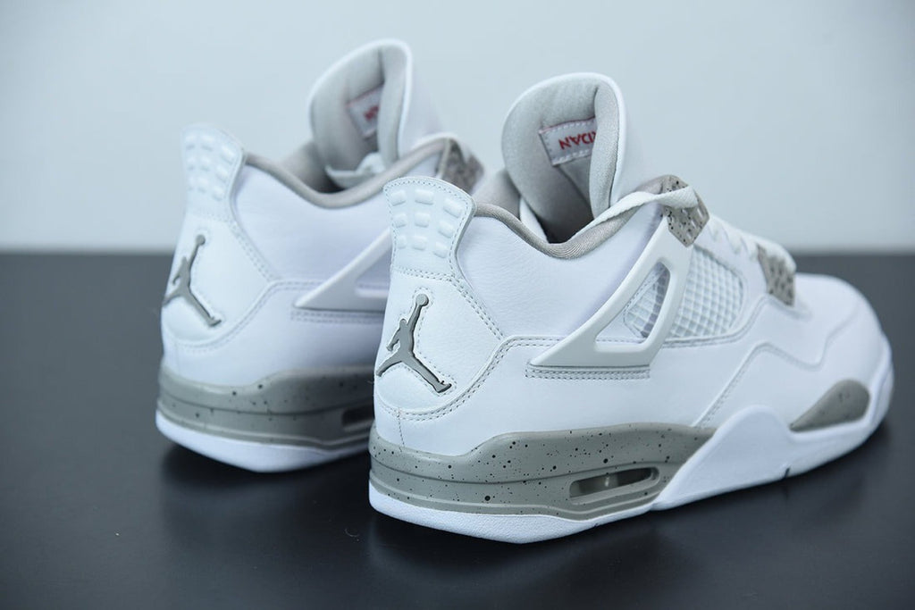 Air Jordan 4 Retro White Oreo