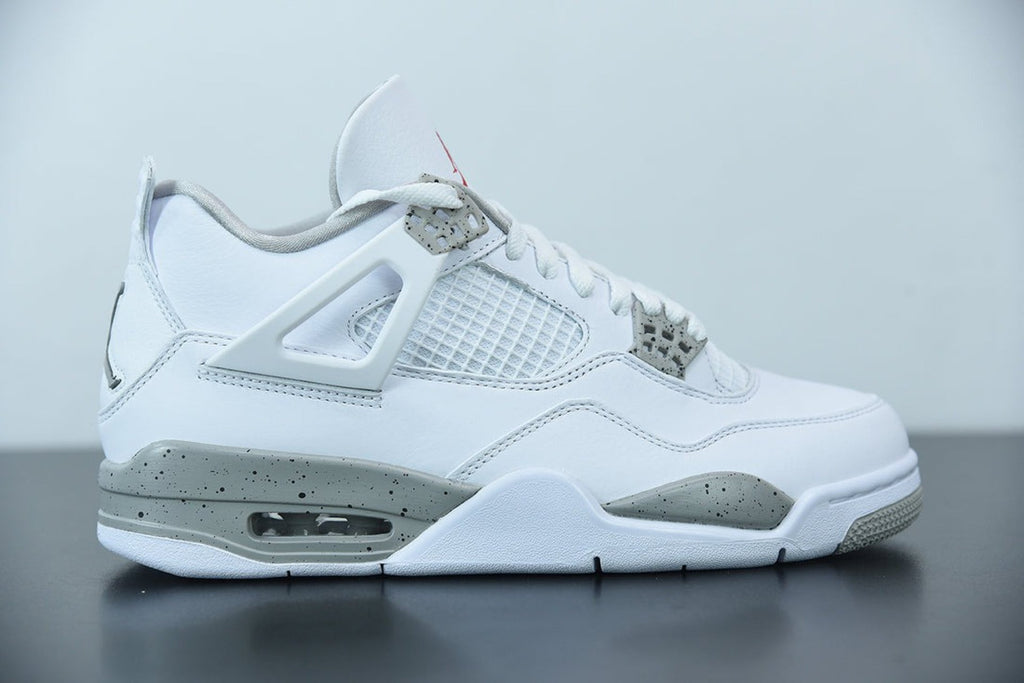 Air Jordan 4 Retro White Oreo