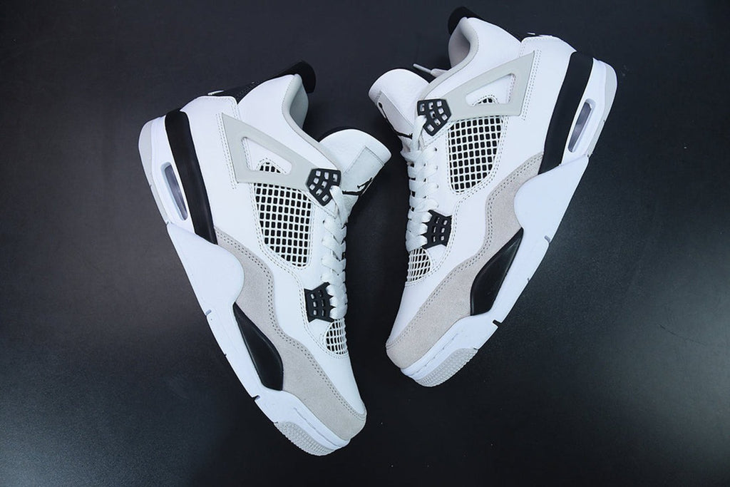 Air Jordan 4 Retro Military Black