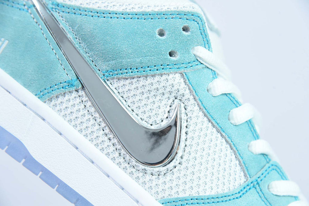 SB Dunk Low April Skateboards