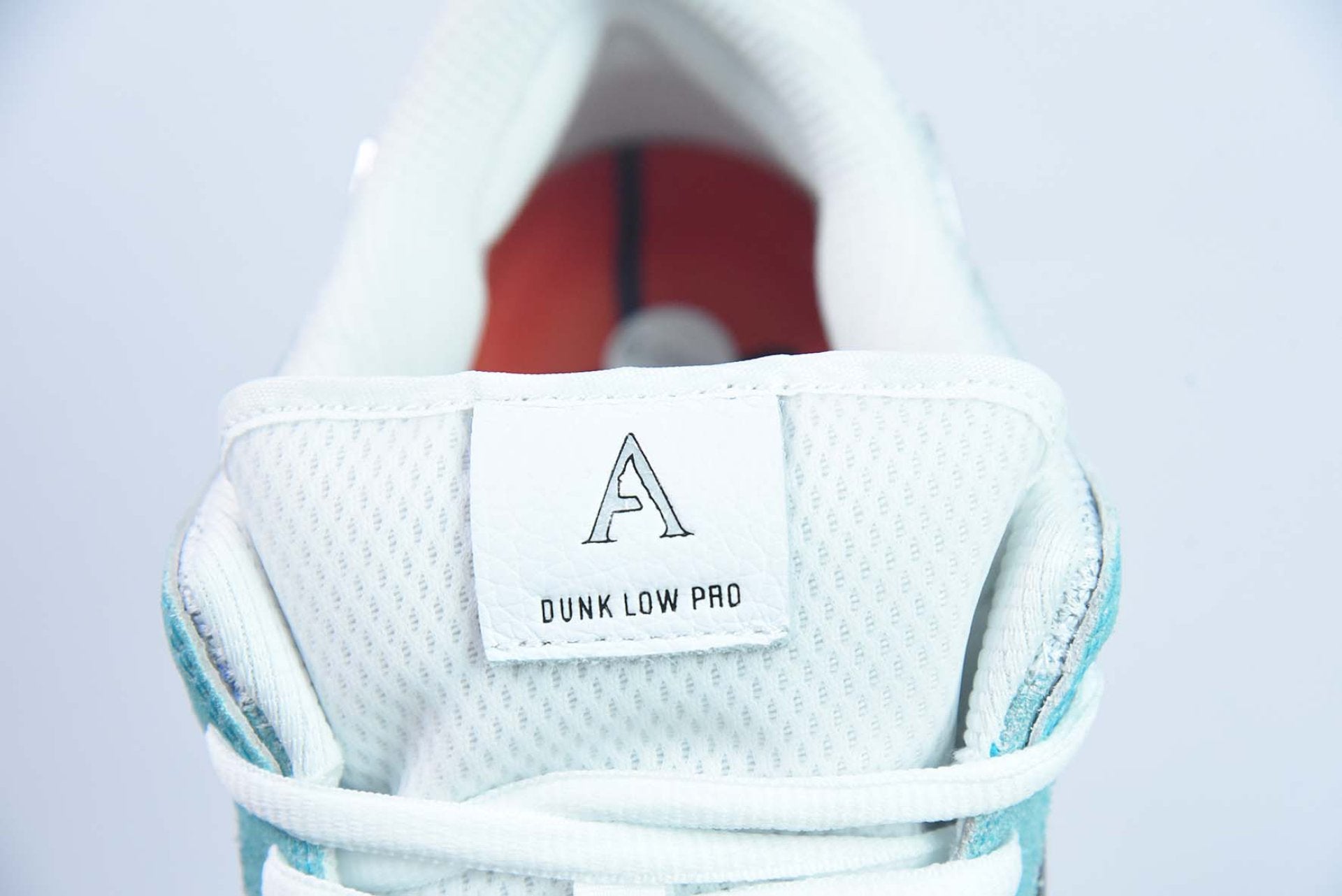 SB Dunk Low April Skateboards