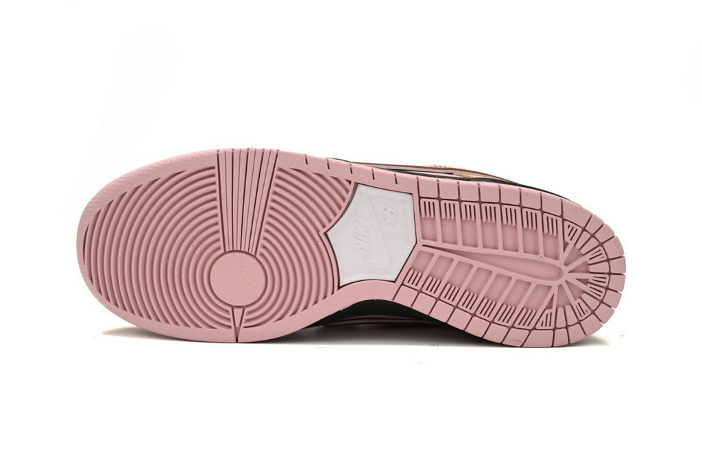 SB Dunk Low Pink Lobster