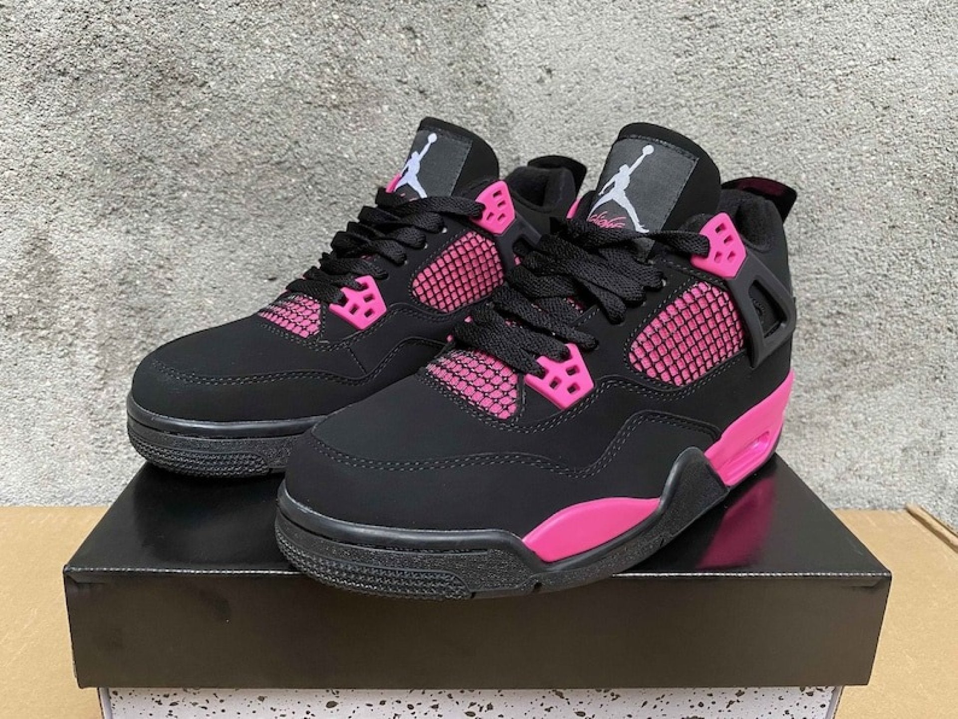 Air Jordan 4 Pink Thunder Black Pink Noir Rose