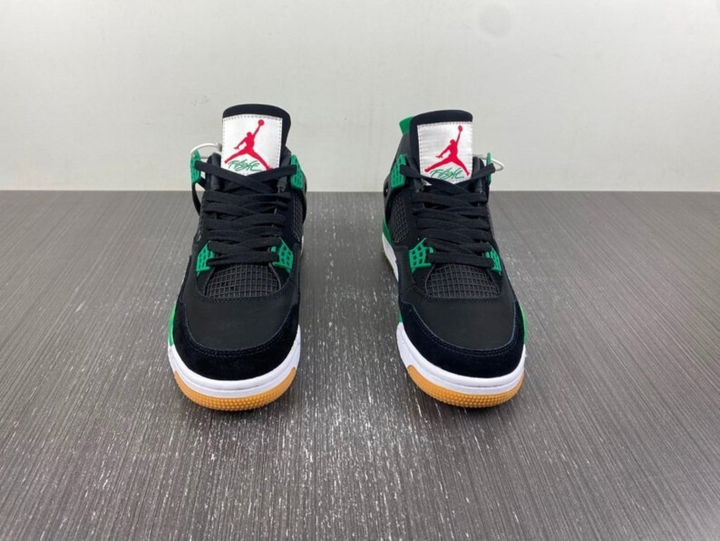 Air Jordan 4 Retro SB Black & Green Unisex Sneaker