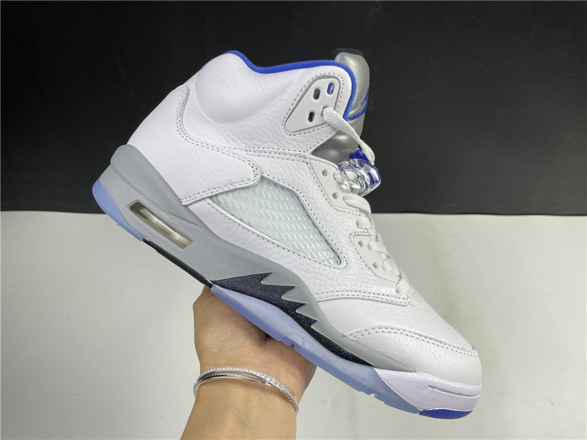 Air Jordan 5 Retro White Stealth