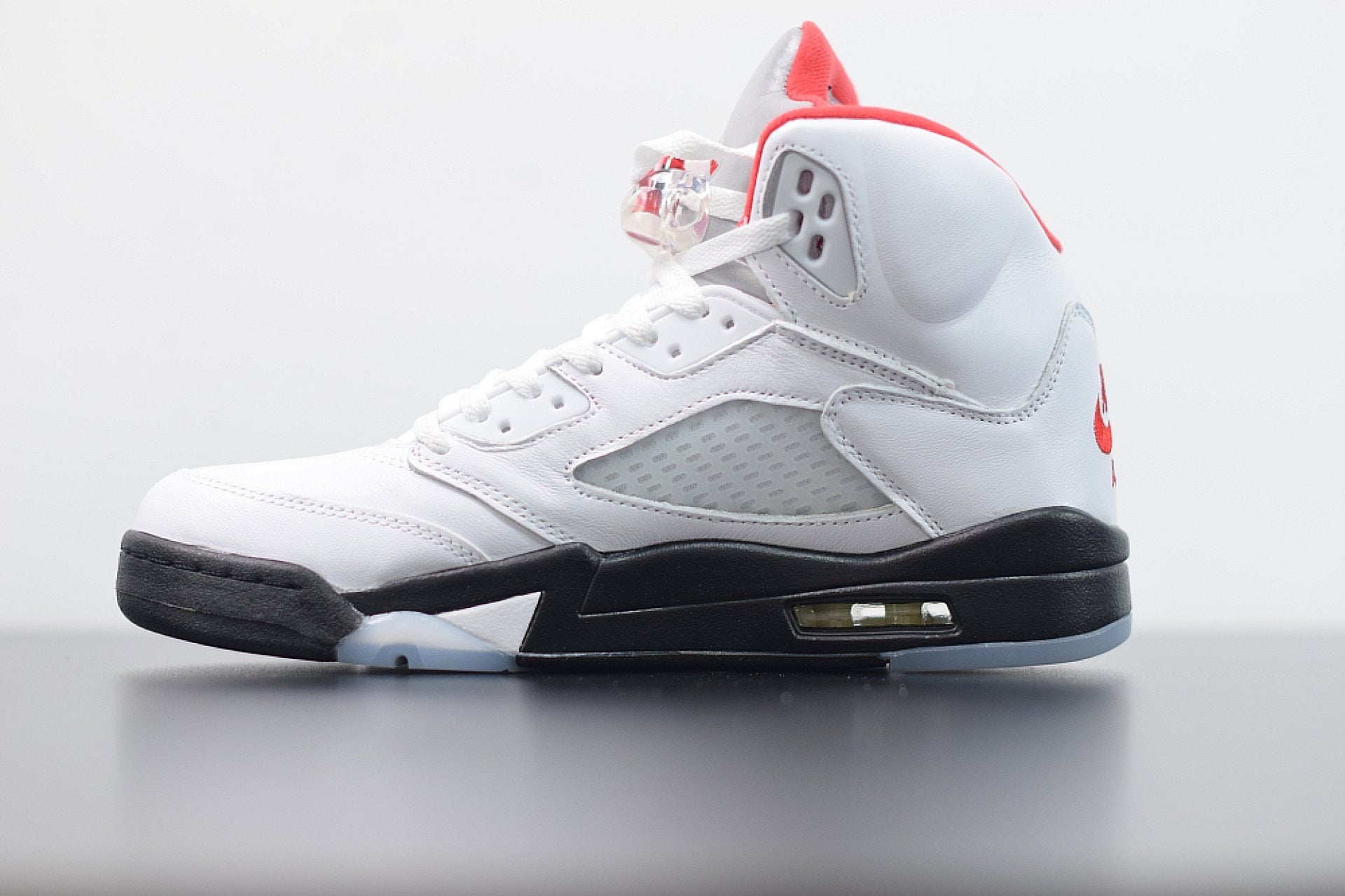 Air Jordan 5 Retro Fire Red Silver Tongue