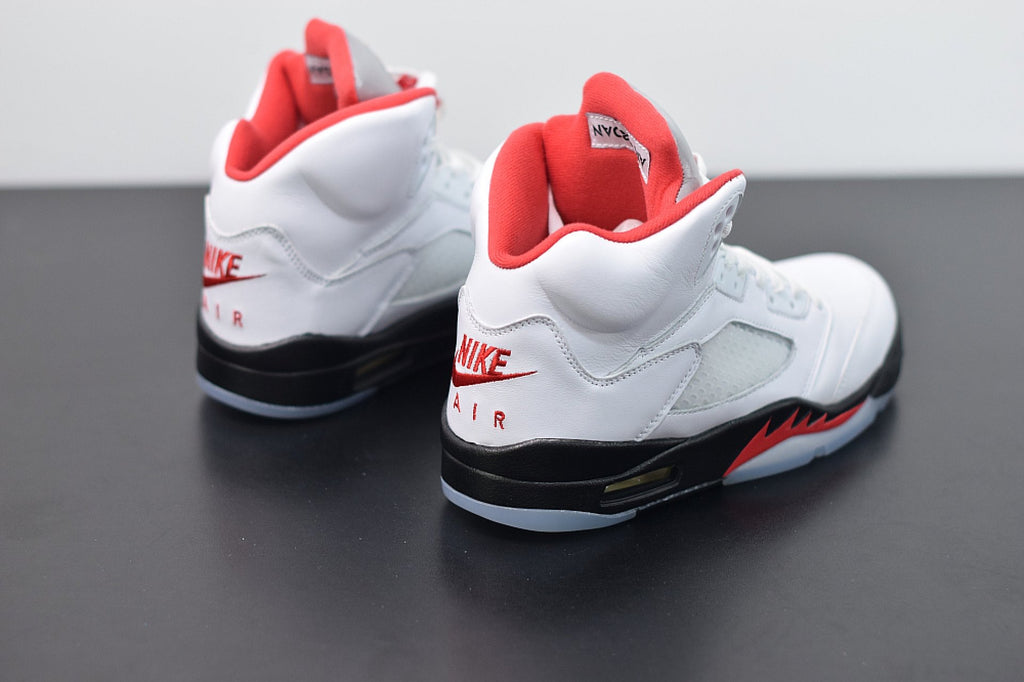 Air Jordan 5 Retro Fire Red Silver Tongue