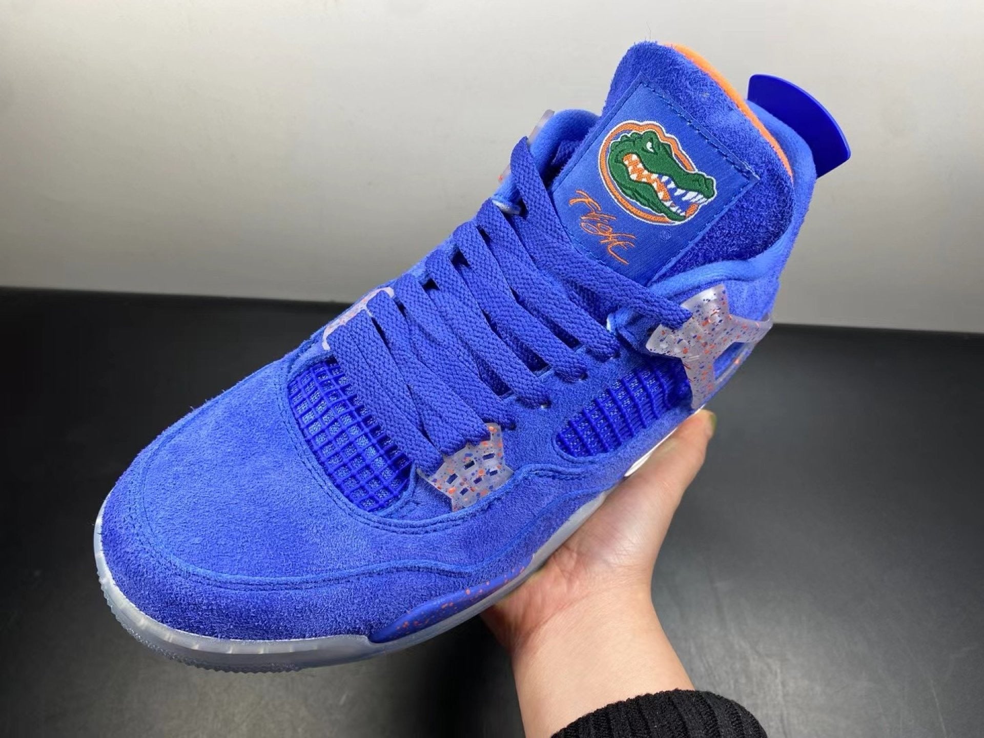 Air Jordan 4 Retro Florida Gators PE
