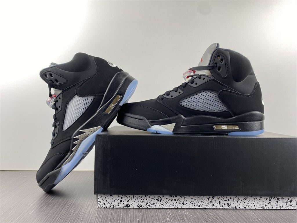 Air Jordan 5 Retro Black Metallic