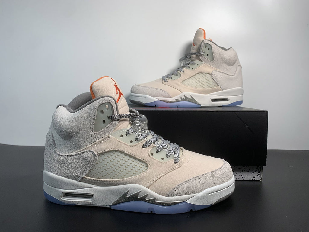 Air Jordan 5 Retro SE Craft Light Orewood Brown