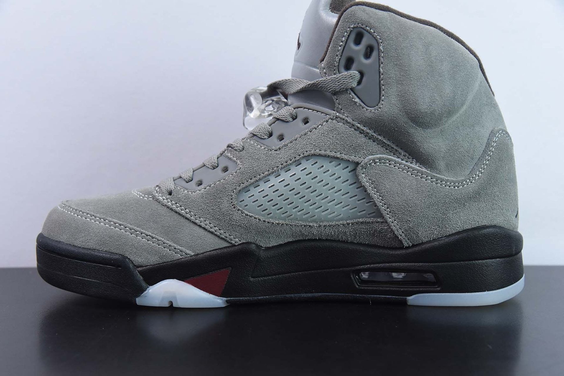 Air Jordan 5 x A MA MANIRE 'Light Bone'