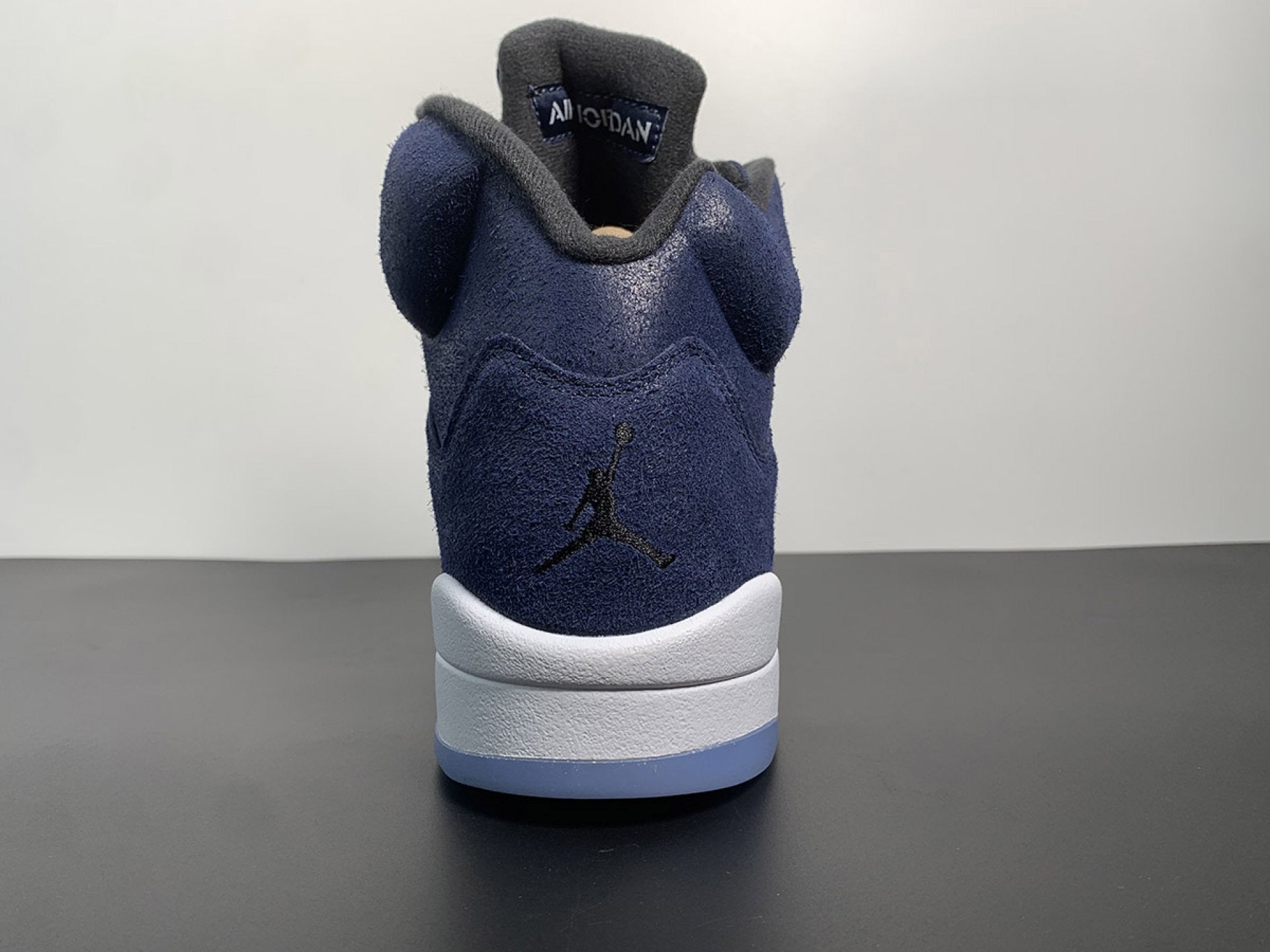 Air Jordan 5 Retro Georgetown Midnight Navy