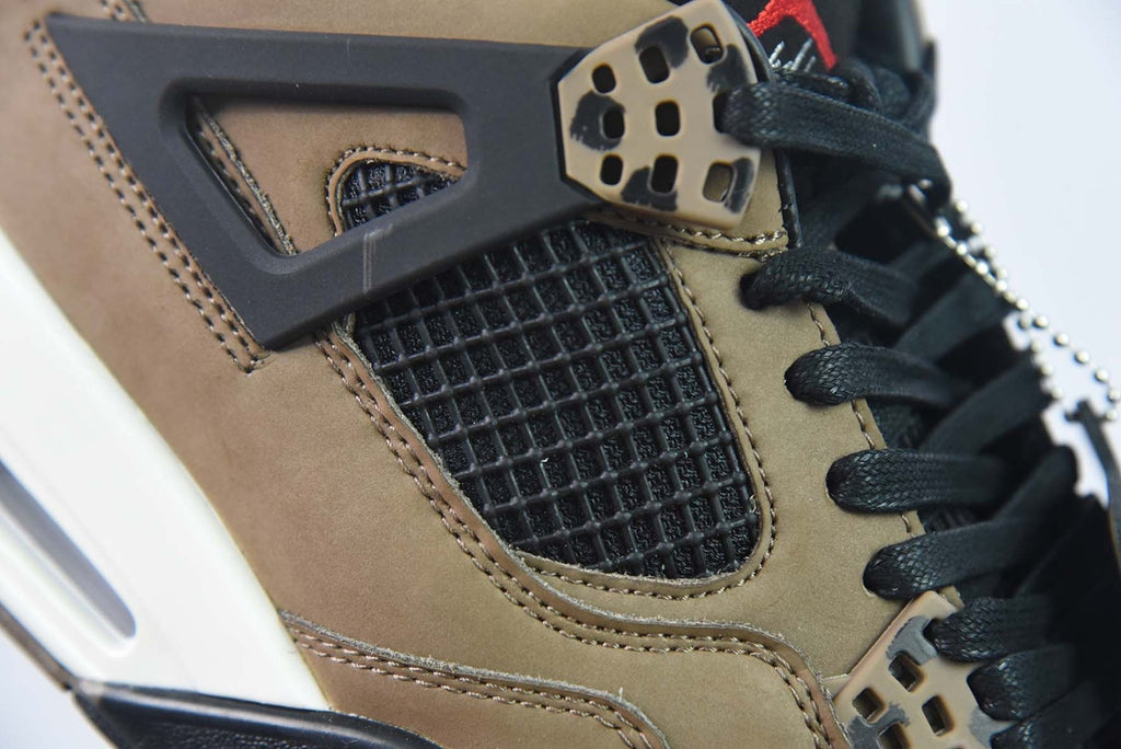Air Jordan 4 Retro Travis Scott Olive
