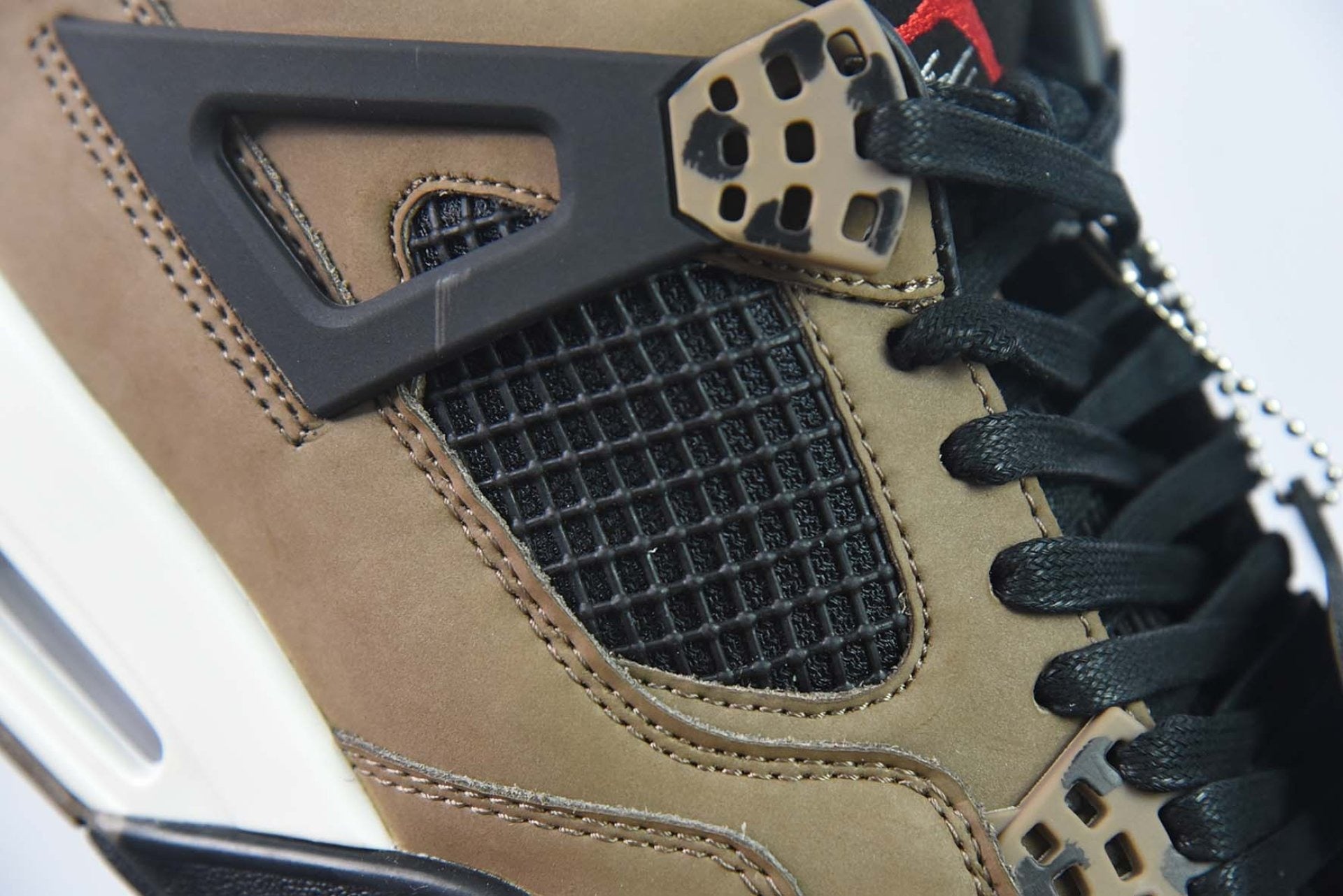 Air Jordan 4 Retro Travis Scott Olive