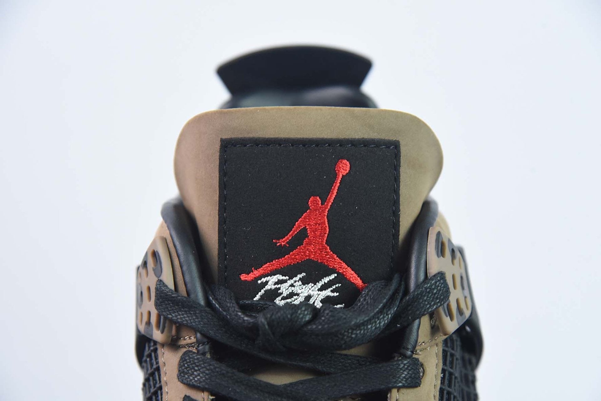 Air Jordan 4 Retro Travis Scott Olive