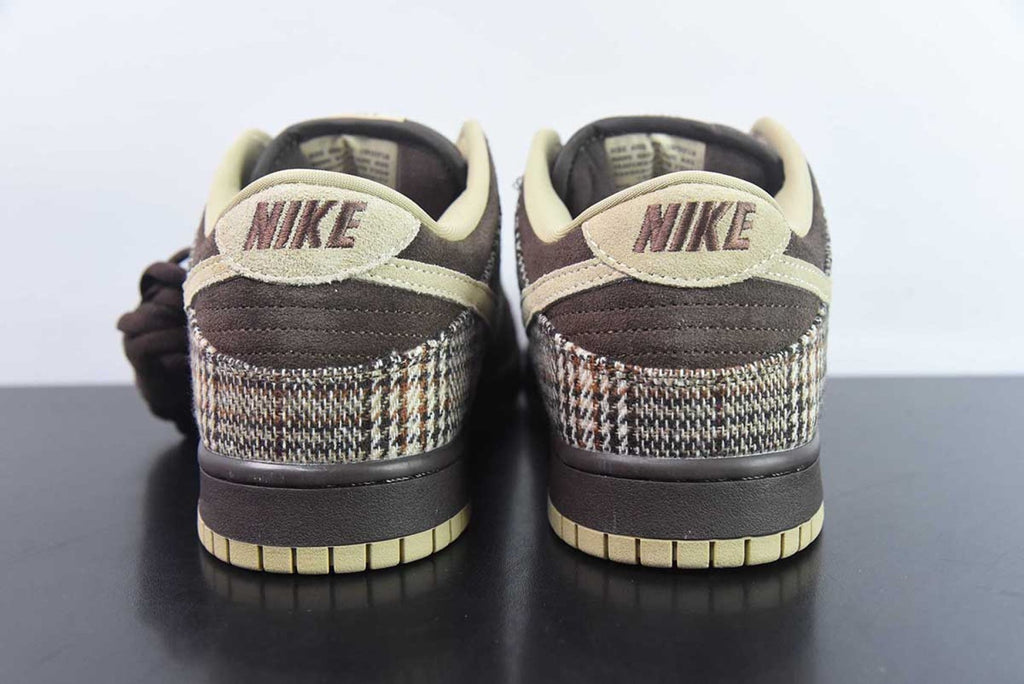 SB Dunk Low Tweed Boroque Brown Mushroom